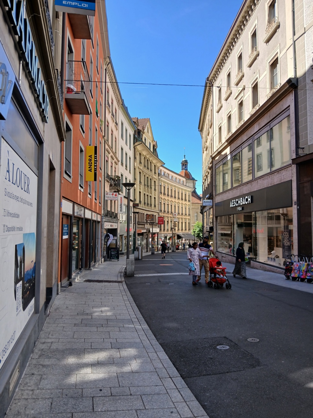Lausanne center